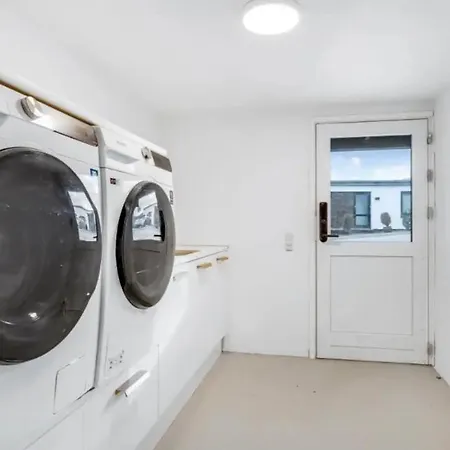 Arkitektonisk Med Udsigt Prázdninový dům *